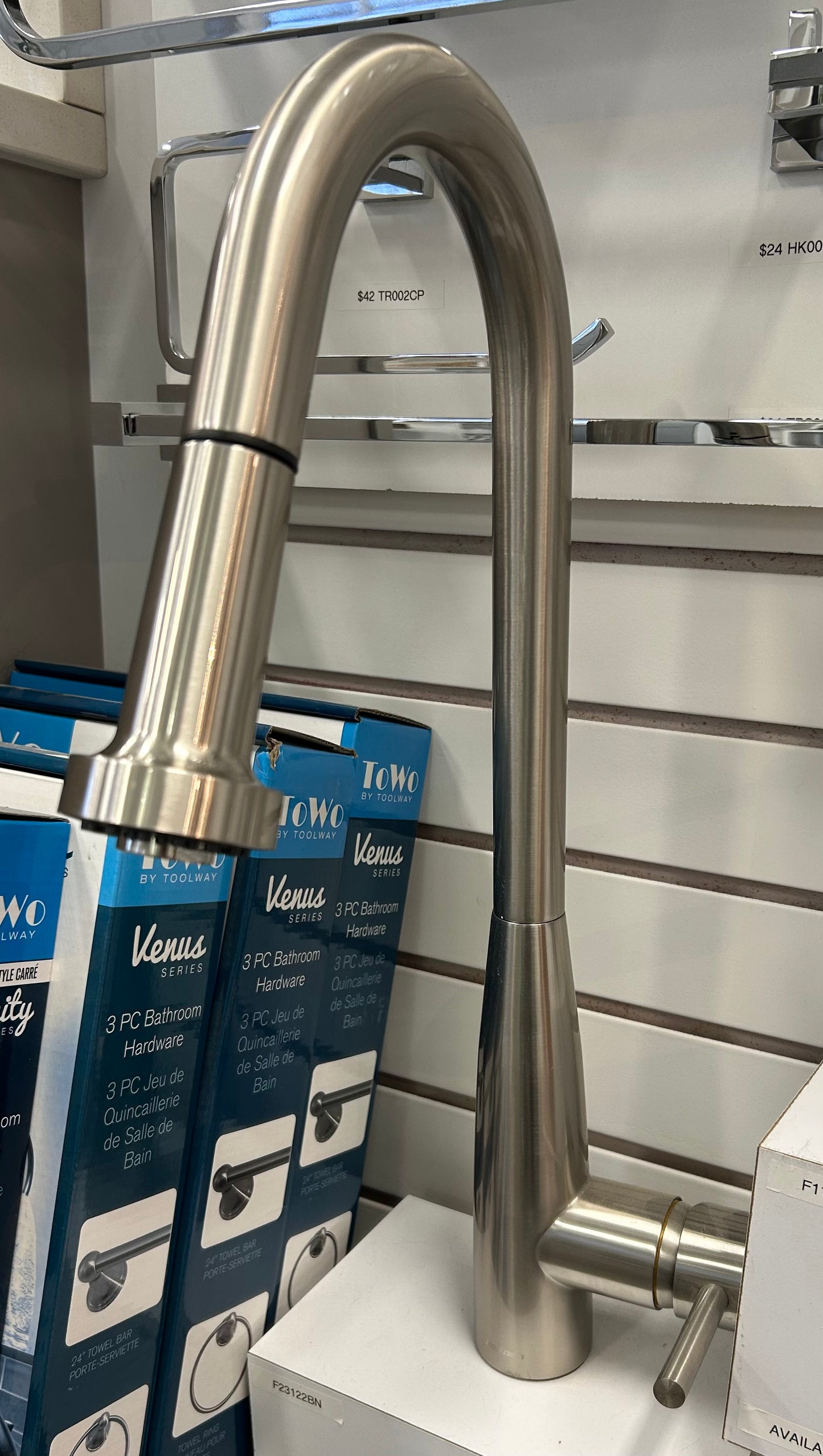 Kodaen Kitchen Pull Out Faucet F23122BN